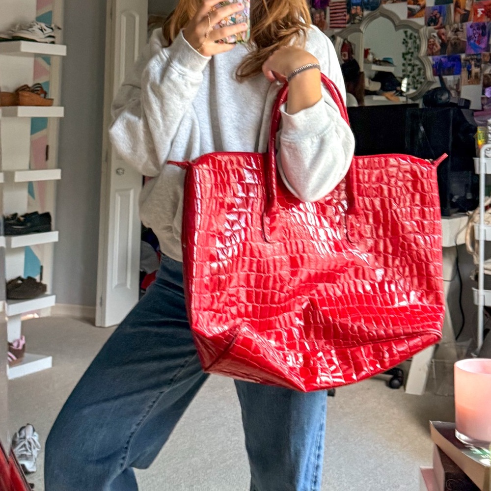 Elizabeth Arden Red Tote Bag